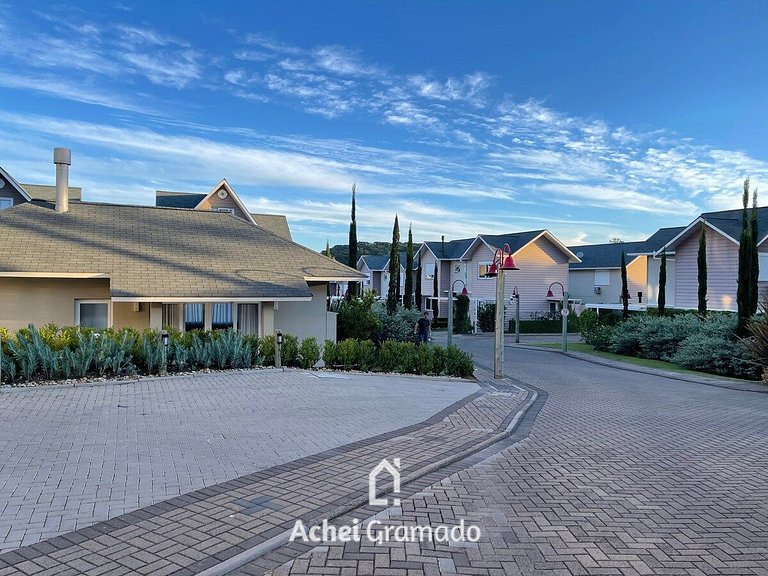 Apartamento Cond Fechado 2 dorm by Achei Gramado