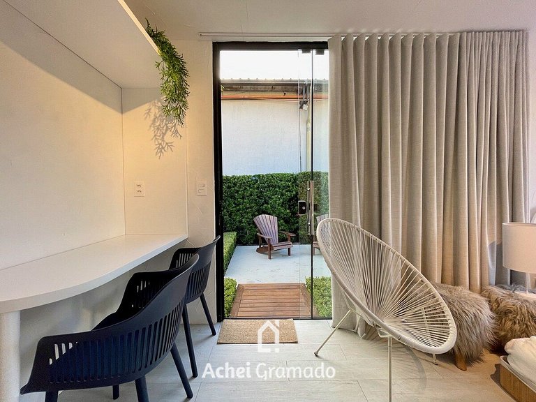 Tiny House Santorini by Achei Gramado