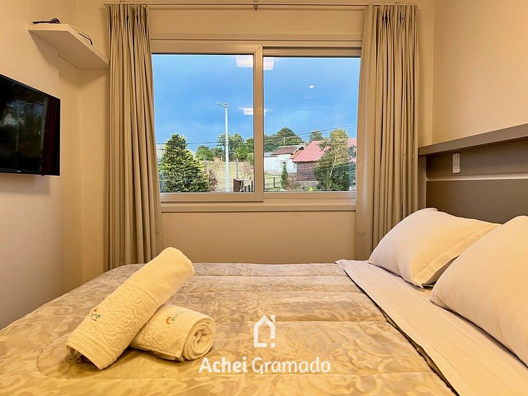 Impecável Apartamento c/ 2 Suítes by Achei Gramado