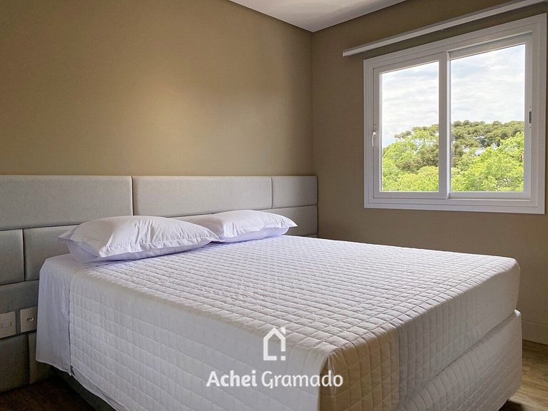 Incrível Apto 2 suítes no Centro by Achei Gramado