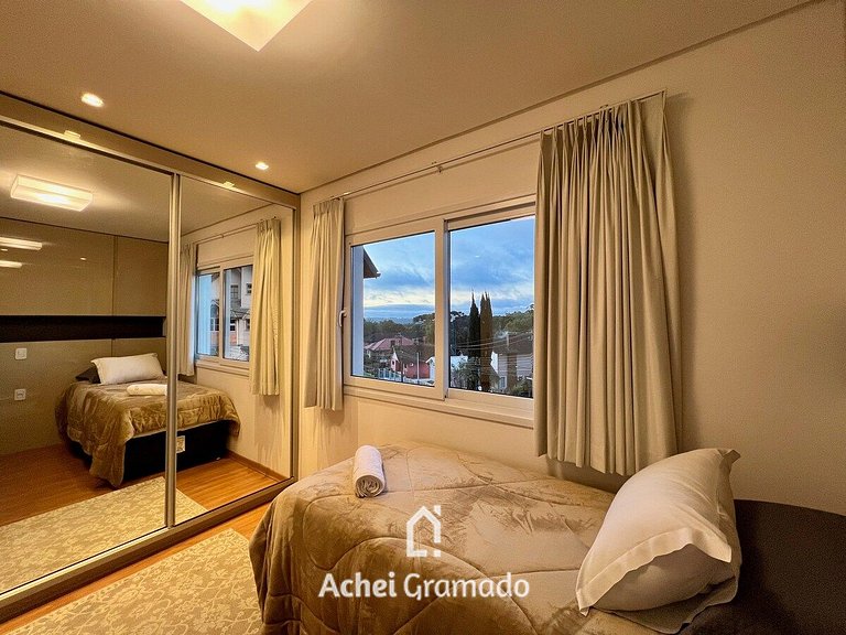 Impecável Apartamento c/ 2 Suítes by Achei Gramado