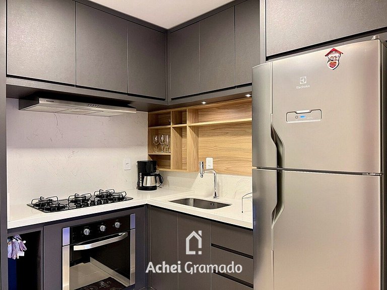 Impecável Apartamento c/ 2 Suítes by Achei Gramado