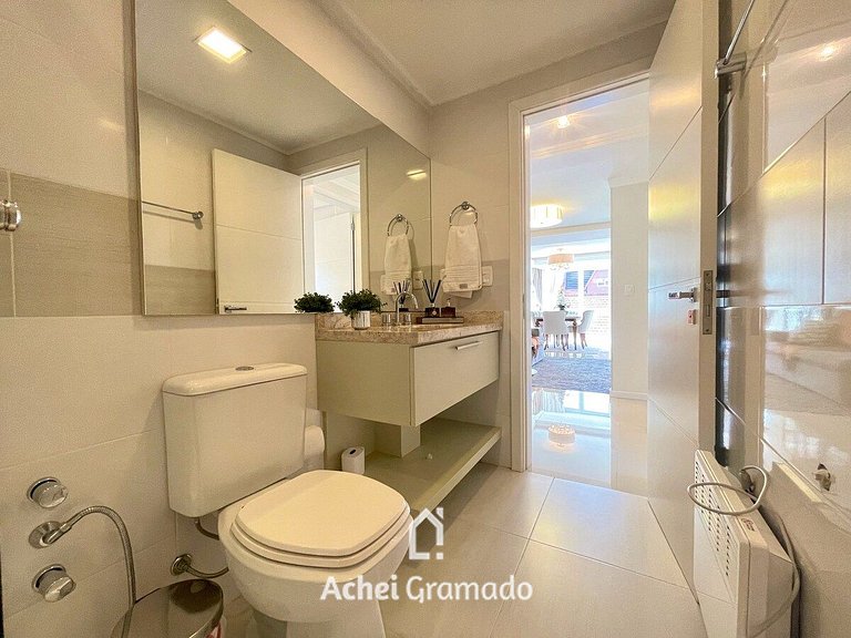 Apartamento Luxo ao lado Igreja by Achei Gramado