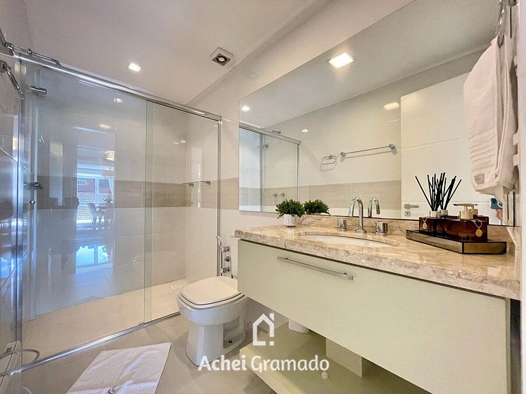 Apartamento Luxo ao lado Igreja by Achei Gramado