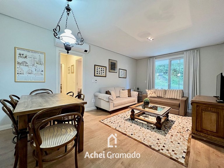 Homelland 2 dorm 400m Rua Coberta by Achei Gramado