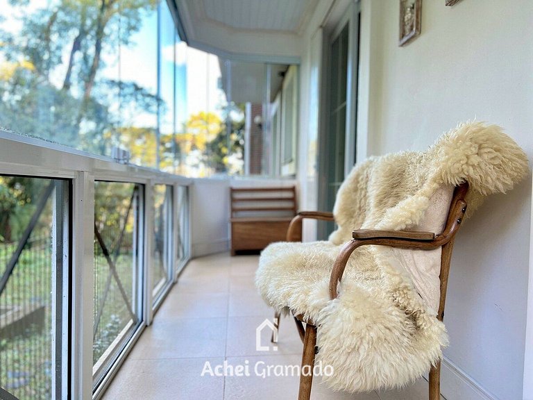 Homelland 2 dorm 400m Rua Coberta by Achei Gramado