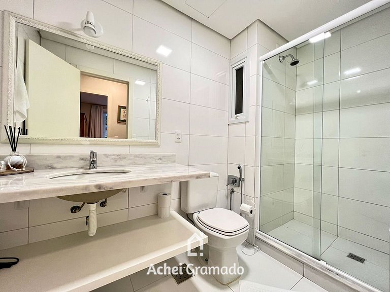 Homelland 2 dorm 400m Rua Coberta by Achei Gramado