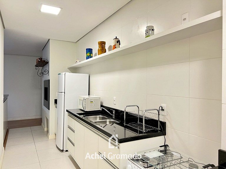 Homelland 2 dorm 400m Rua Coberta by Achei Gramado