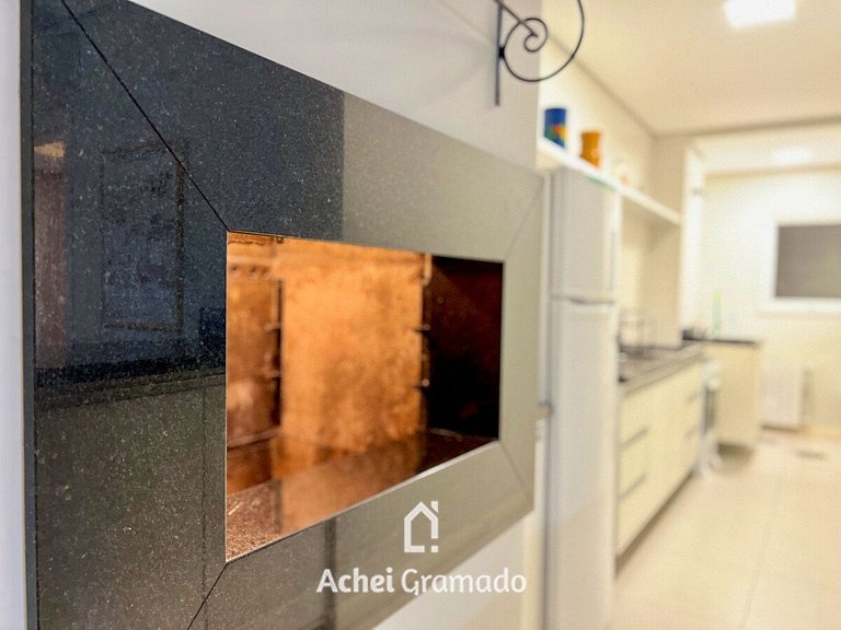 Homelland 2 dorm 400m Rua Coberta by Achei Gramado