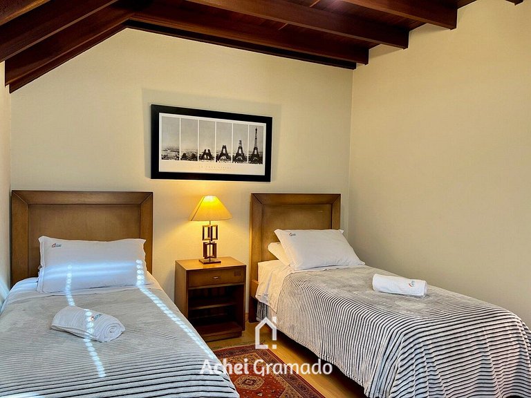 Cobertura Joaquina 2 dorm Centro by Achei Gramado