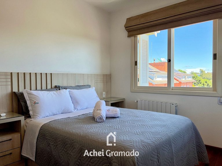 Apto Duplex a 400m Rua Coberta de Canela by Achei