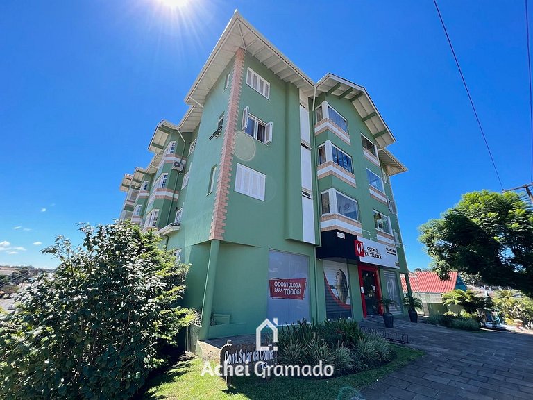 Apto Duplex a 400m Rua Coberta de Canela by Achei
