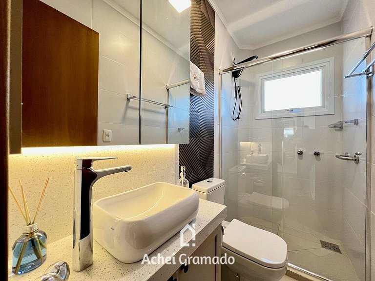 Rossa Residenzialle 2 suítes Centro by Achei