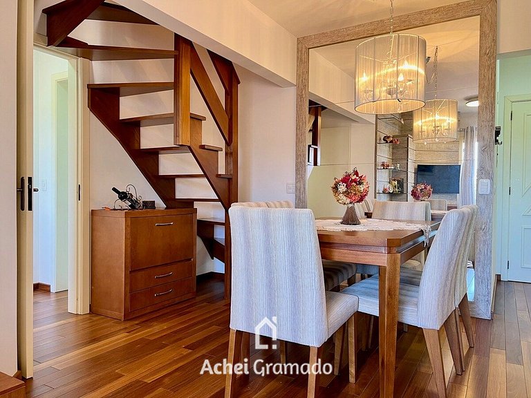 Apto Duplex a 400m Rua Coberta de Canela by Achei