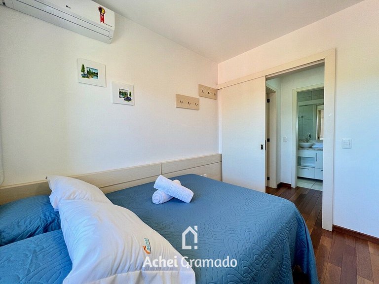 Apto Duplex a 400m Rua Coberta de Canela by Achei