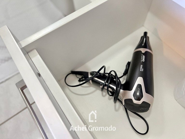 Apto Duplex a 400m Rua Coberta de Canela by Achei