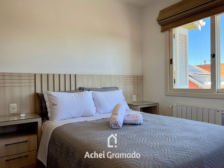 Apto Duplex a 400m Rua Coberta de Canela by Achei