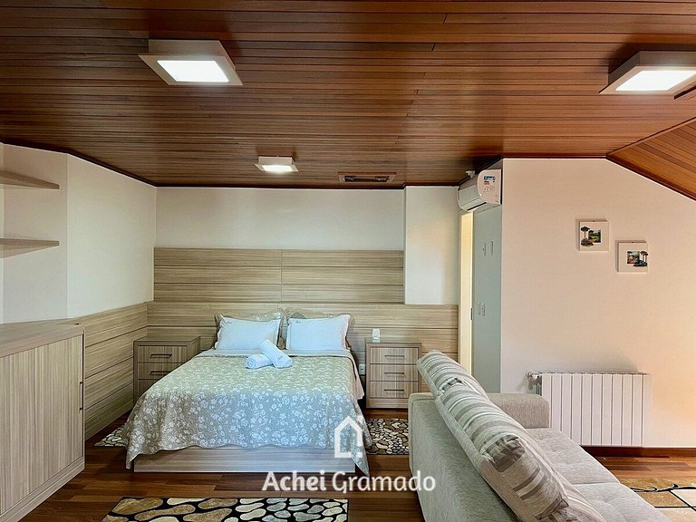 Apto Duplex a 400m Rua Coberta de Canela by Achei