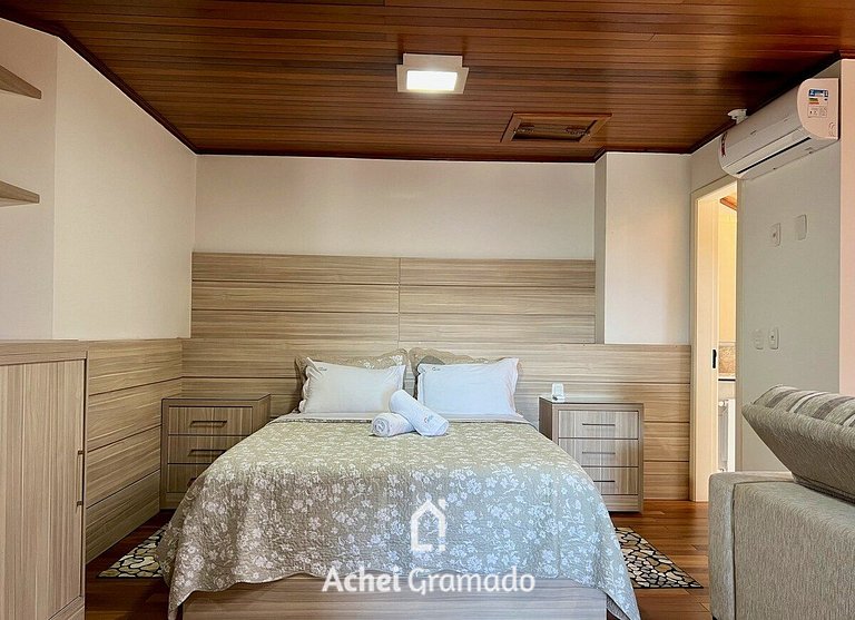 Apto Duplex a 400m Rua Coberta de Canela by Achei