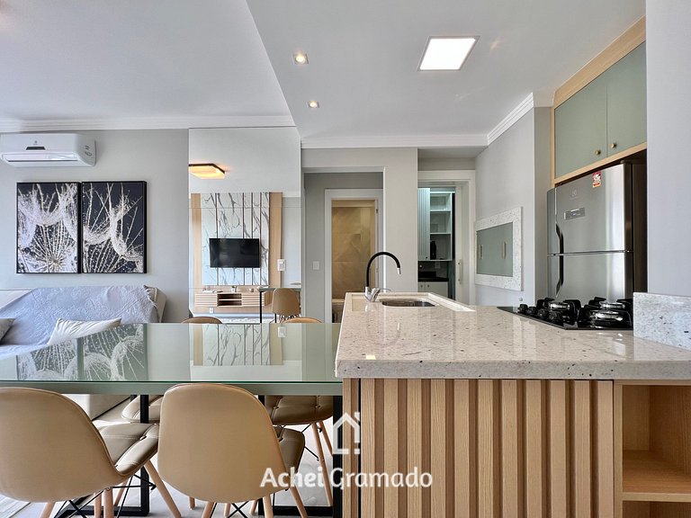 Apartamento 1 dorm esquina da Catedral by Achei