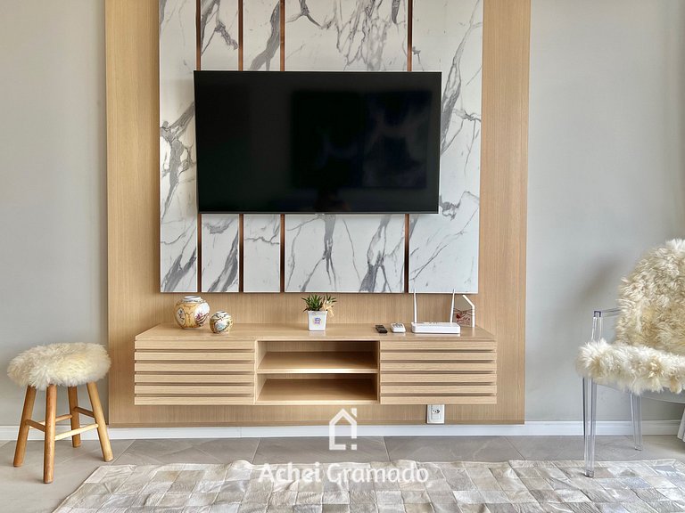 Apartamento 1 dorm esquina da Catedral by Achei