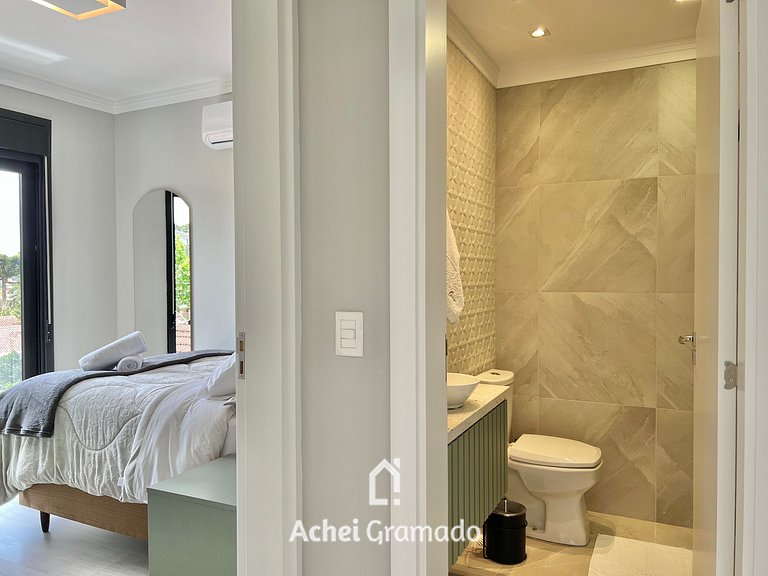 Apartamento 1 dorm esquina da Catedral by Achei