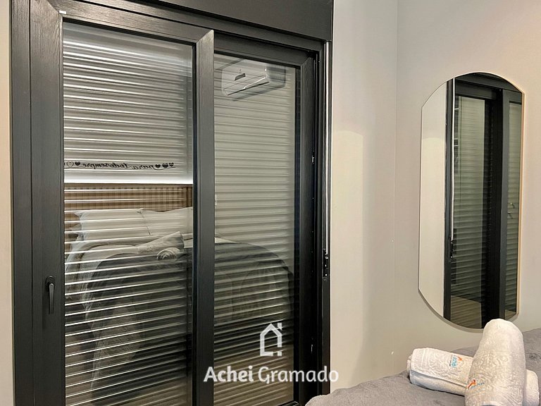Apartamento 1 dorm esquina da Catedral by Achei