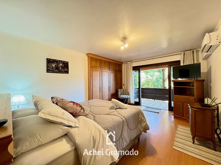 Casa Allegro 3dorm prox Lago Negro by AcheiGramado