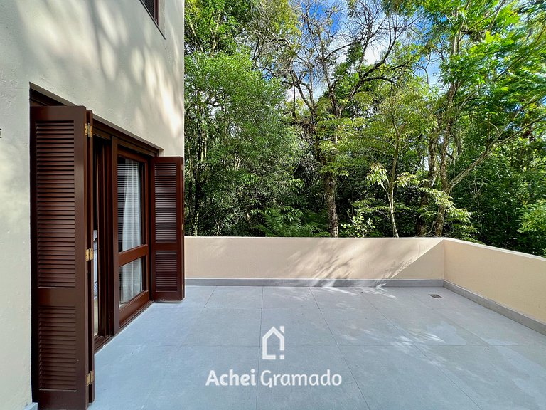 Com a natureza no Centro by Achei Gramado