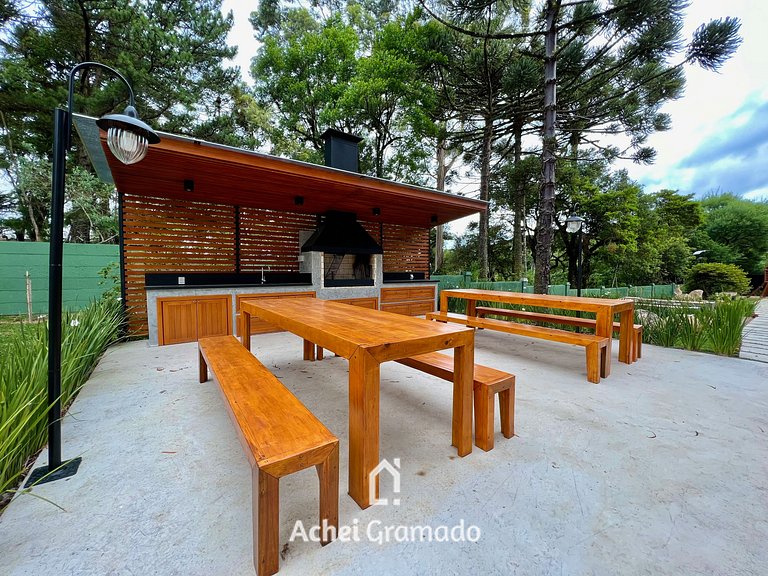 Delle Alpi 2 dorm ao lado Roda Gigante by Achei