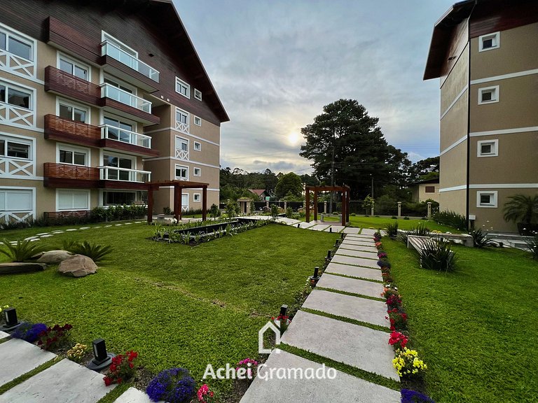 Delle Alpi 2 dorm ao lado Roda Gigante by Achei