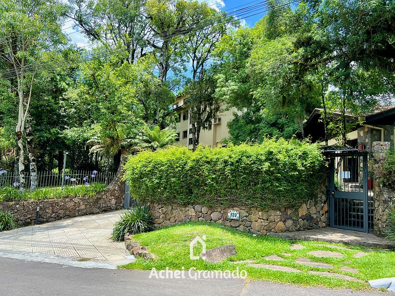 Apartamento Aroma da Serra 2 dorm by Achei Gramado