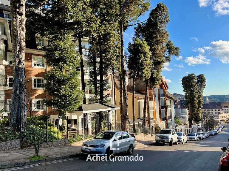 Homelland Luxo 400m Rua Coberta by Achei Gramado