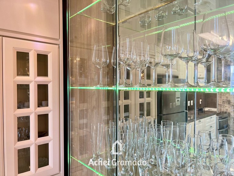 Homelland Luxo 400m Rua Coberta by Achei Gramado