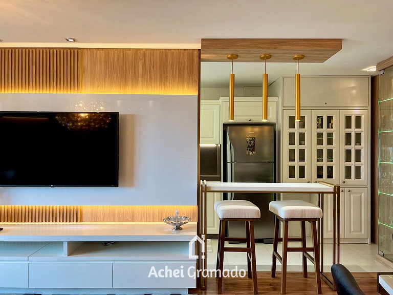 Homelland Luxo 400m Rua Coberta by Achei Gramado