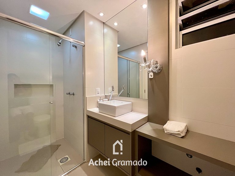 Altos de Gramado 3 dorm by Achei Gramado