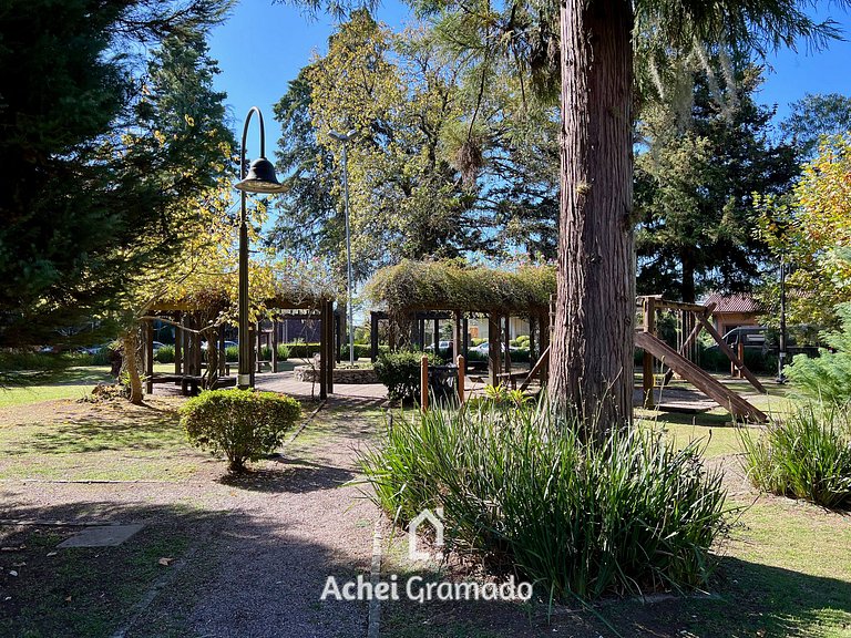 Cobertura Duplex de Cinema 3dorm by Achei Gramado
