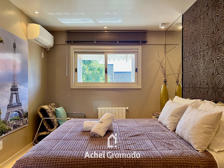 Cobertura Duplex de Cinema 3dorm by Achei Gramado