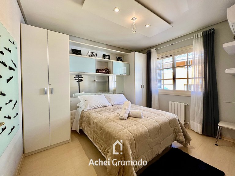 Cobertura Duplex de Cinema 3dorm by Achei Gramado