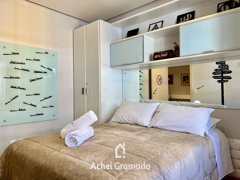 Cobertura Duplex de Cinema 3dorm by Achei Gramado