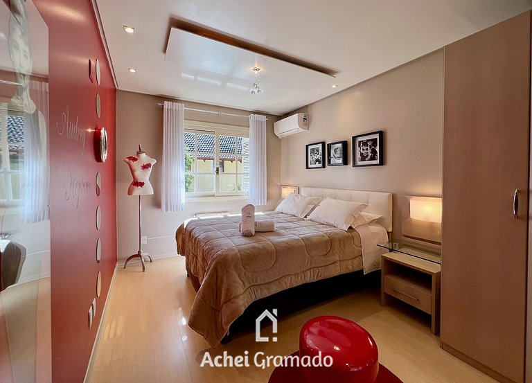 Cobertura Duplex de Cinema 3dorm by Achei Gramado