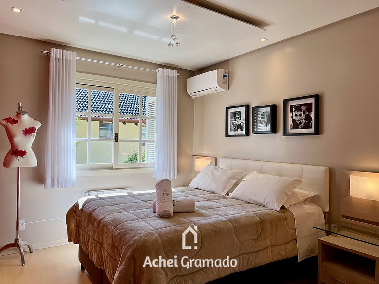 Cobertura Duplex de Cinema 3dorm by Achei Gramado