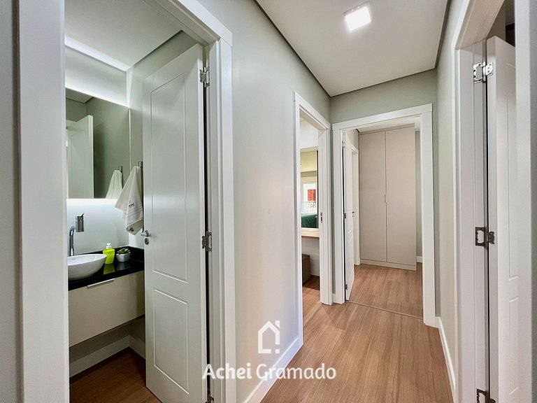 Lindo Apartamento Aire 3 Suítes by Achei Gramado