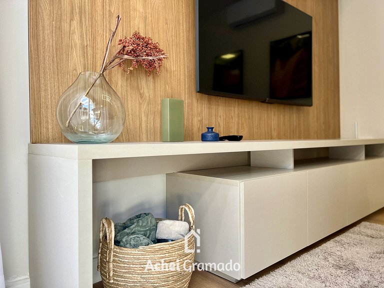 Incrível Loft 235 1 Suíte Centro by Achei