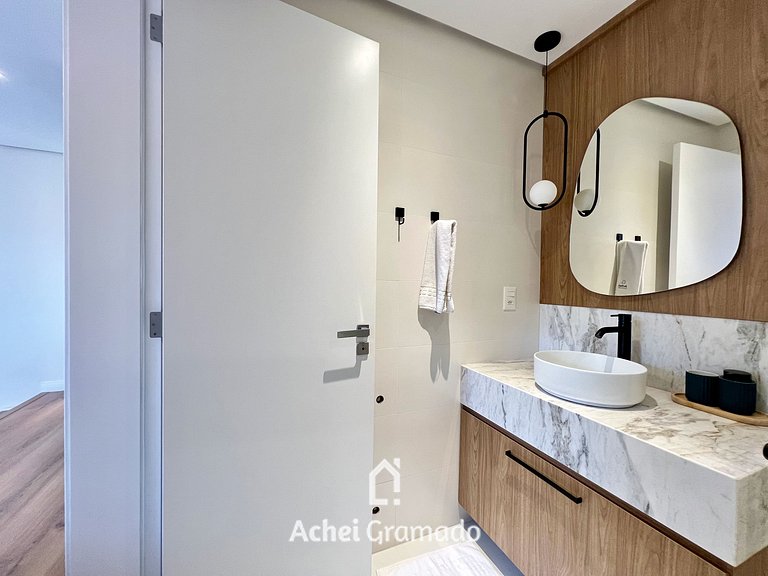 Incrível Loft 235 1 Suíte Centro by Achei