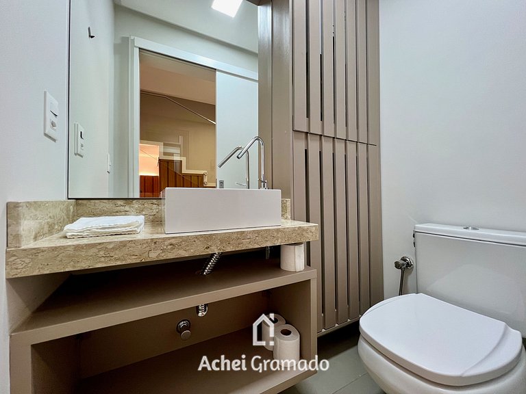 Maravilhoso Loft 235 1 Suíte Centro by Achei