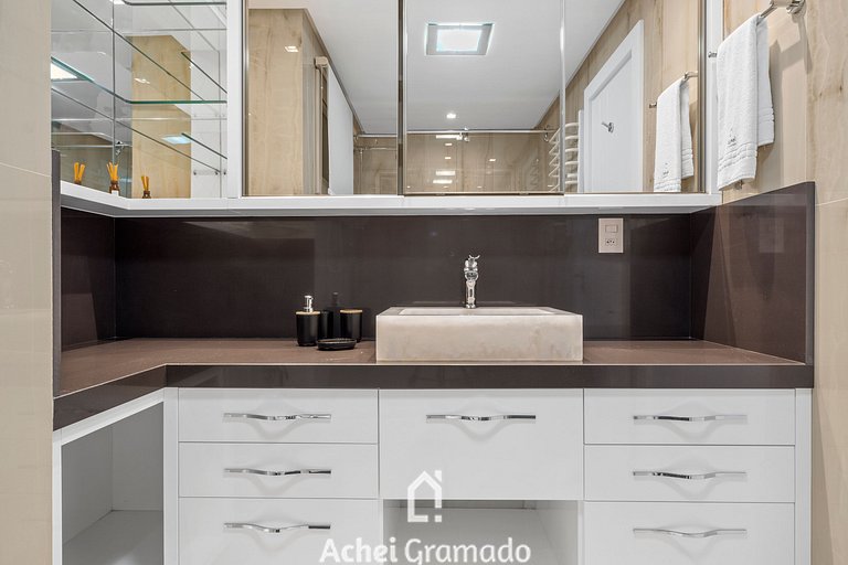 Apartamento Bela Vista 3 Suítes by Achei Gramado