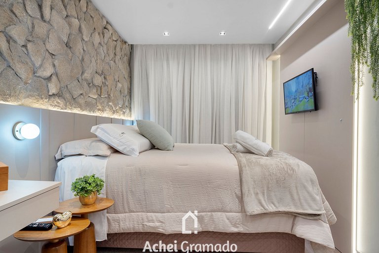 Welter You La Piedra Canela e Piscina by Achei