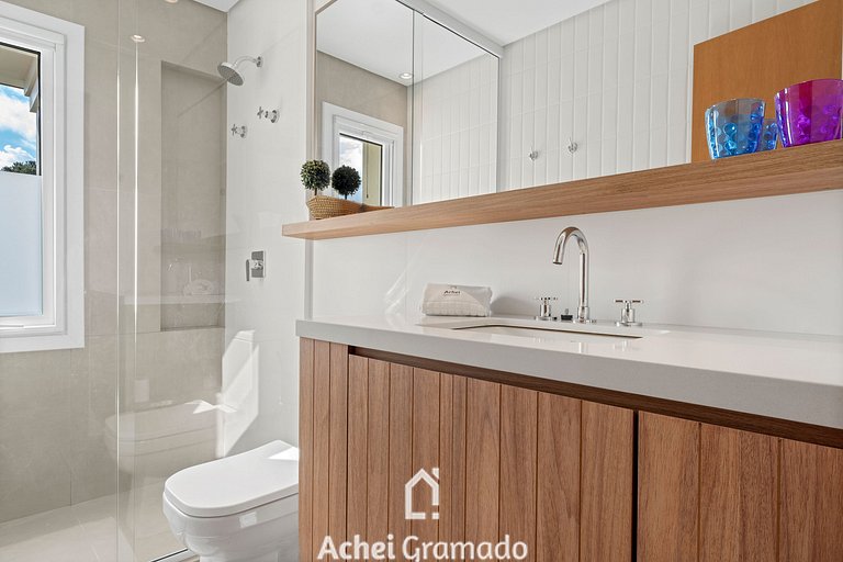 Apartamento Laje de Pedra 4 Suítes by Achei