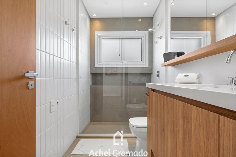 Apartamento Laje de Pedra 4 Suítes by Achei